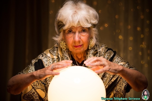 voyante pas chère par téléphone